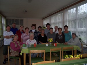 Skoro všichni účastníci